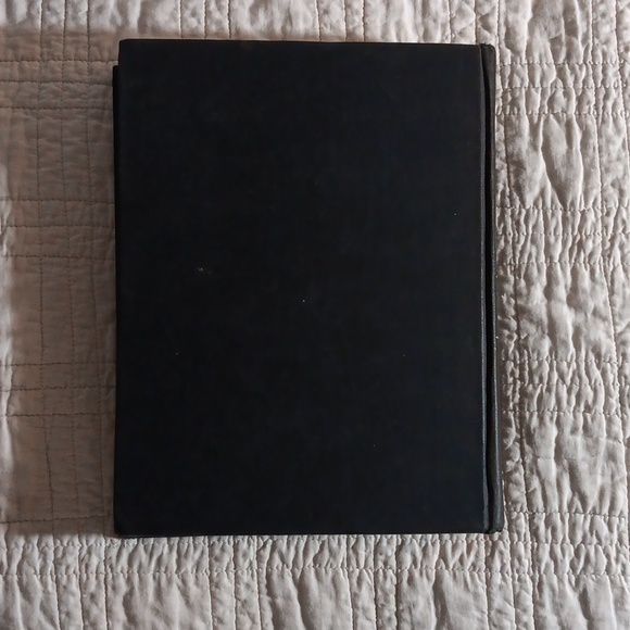 Book - Picture 5 of 7